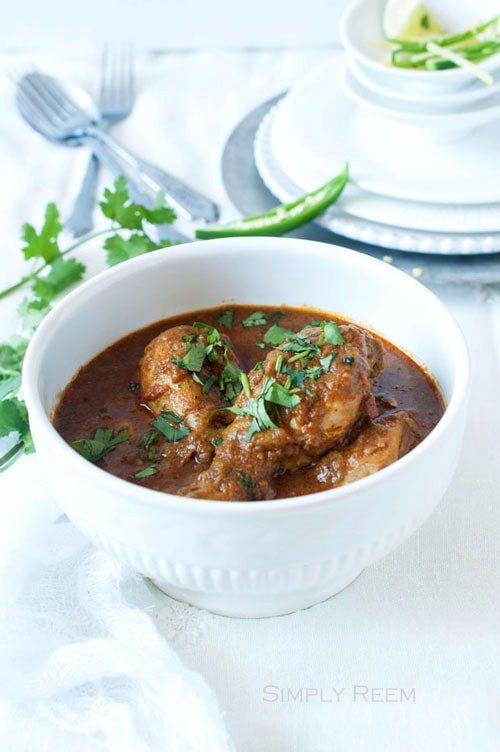 Easy and quick authentic Indian chicken curry served in a bowl.