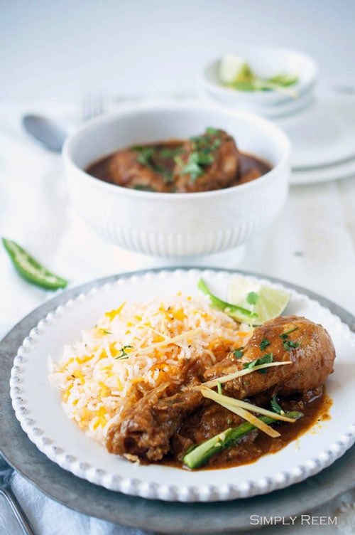 Easy and delicious Indian chicken drumstick red curry served with rice.