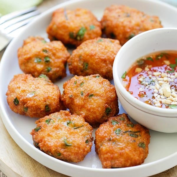 Asian Shrimp Cakes With Homemade Sweet Chili Sauce - FlavCity