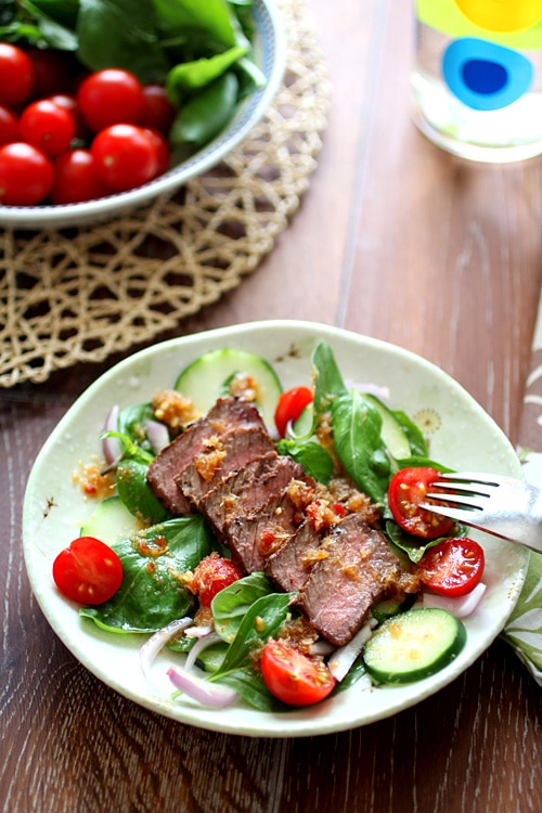 Easy and delicious homemade Thai spicy basil beef salad.