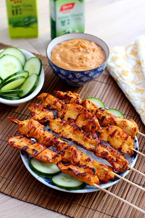 Easy homemade Thai chicken sate with peanut sauce.