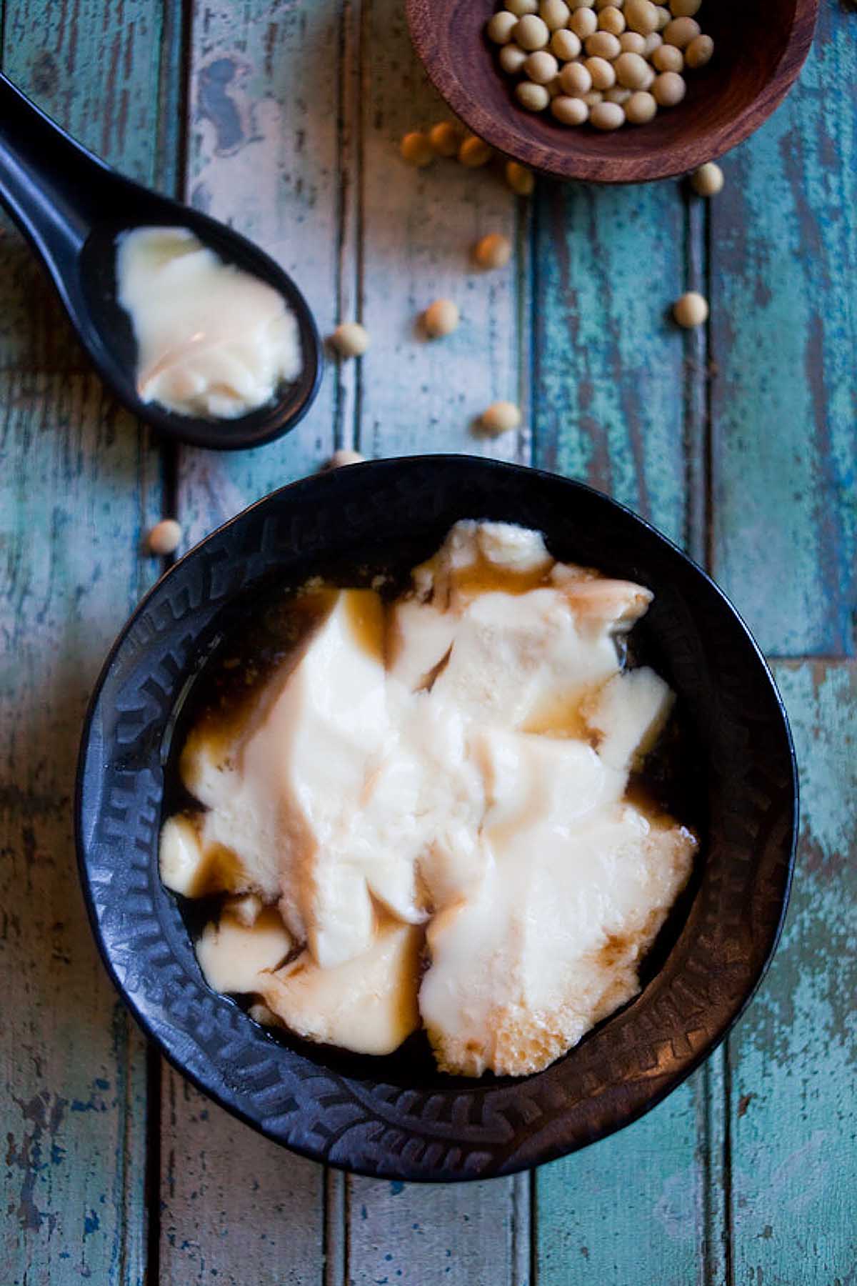 Tofu pudding with ginger syrup.