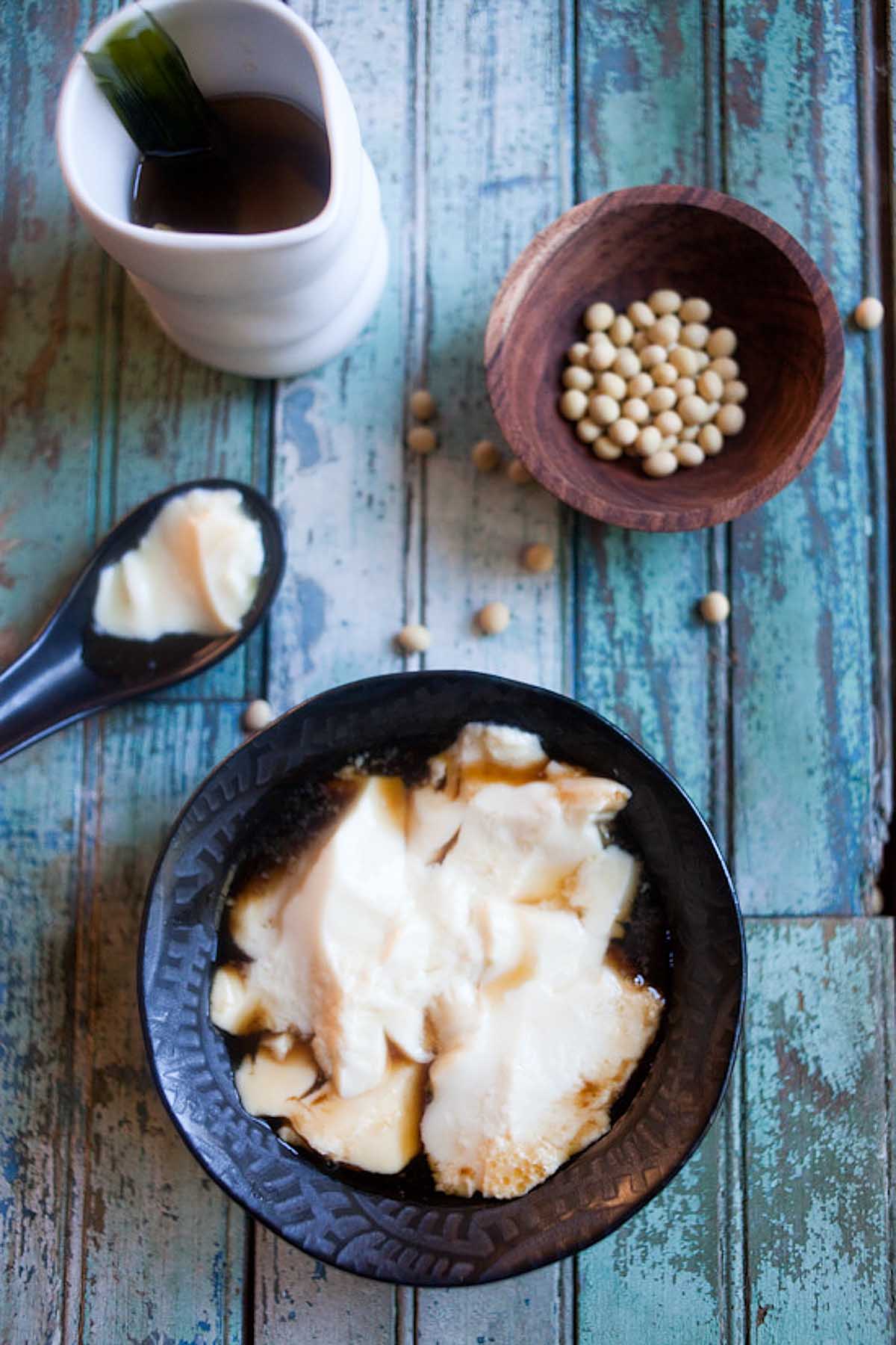 Why It Pays To Use Homemade Soy Milk For Tofu Pudding