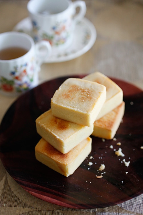 Easy and delicious Taiwanese pineapple shortcakes staked together.