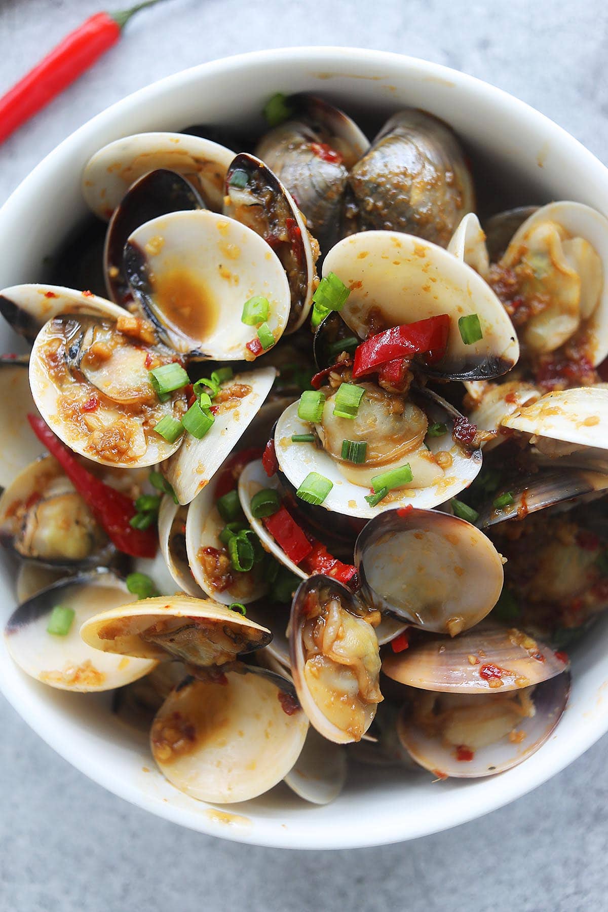 Chinese spicy clams with bean sauce. 