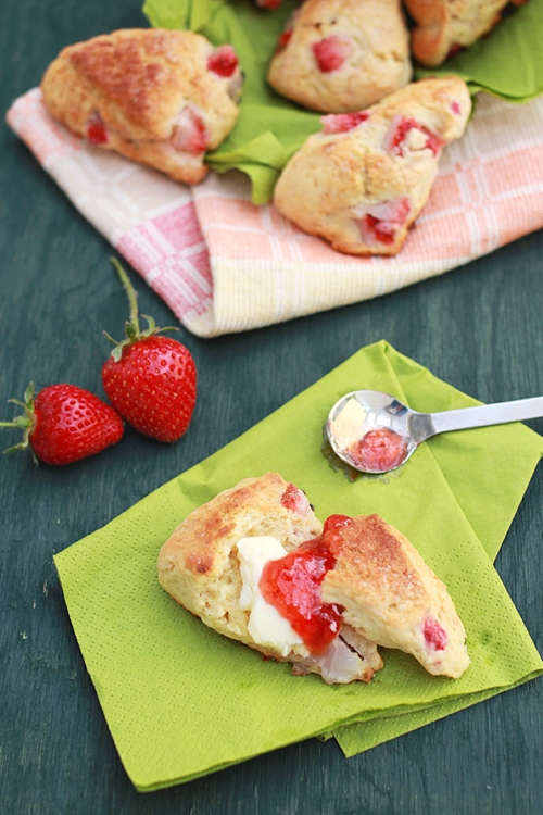 Perfect strawberry scones recipe using fresh strawberries.