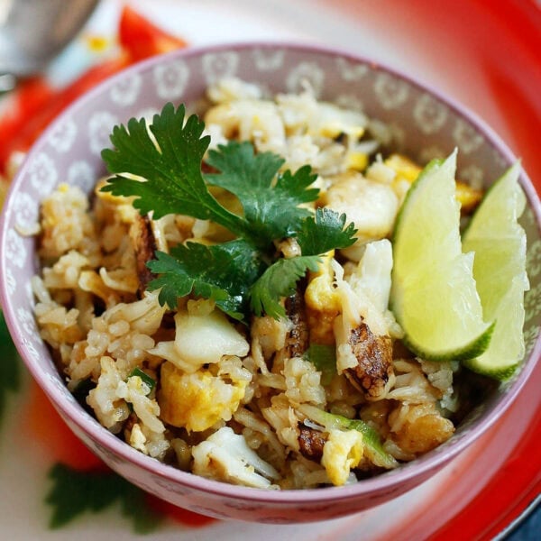 Crab fried rice made with steamed rice, eggs, and crab meat.