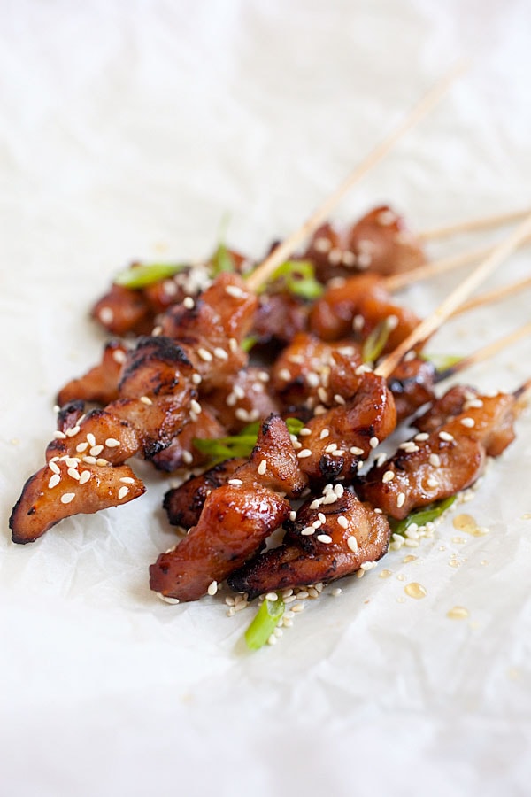 Easy and delicious honey sesame chicken skewers ready to serve.