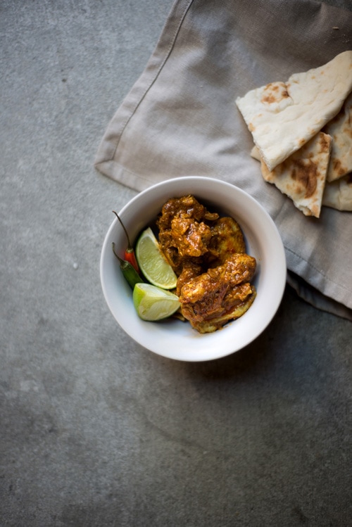Slow cooked healthy Indian chicken vindaloo recipe.