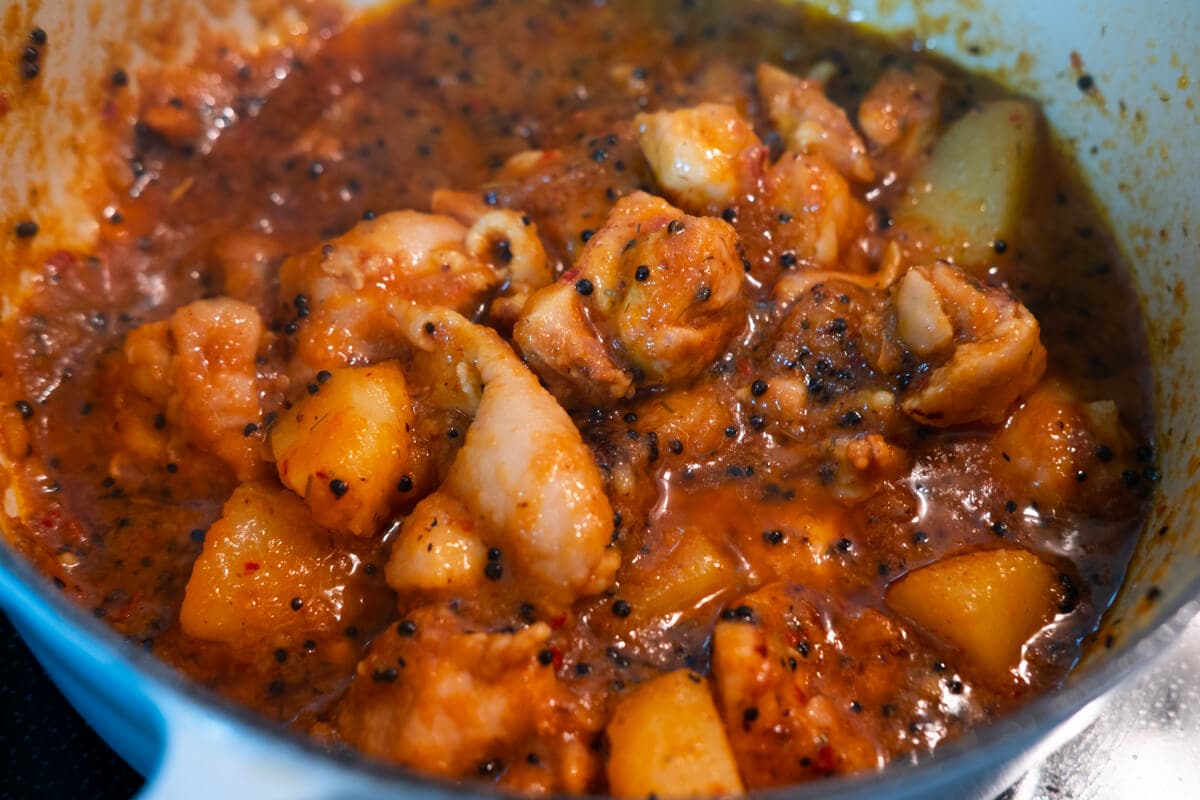 Eurasian devil's curry in a Dutch oven.