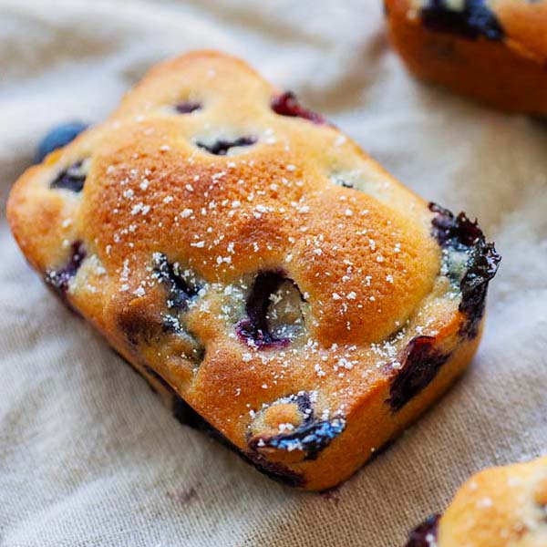 Blueberry cake