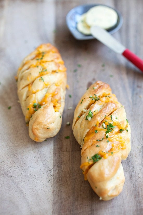 Easy homemade mini Hasselback Garlic Cheesy Bread.