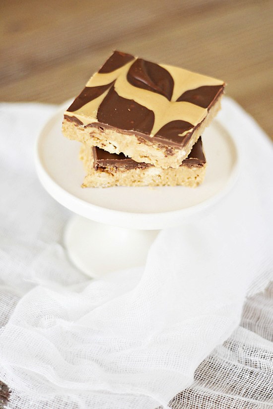 Easy and delicious No-Bake Peanut Butter Bars.