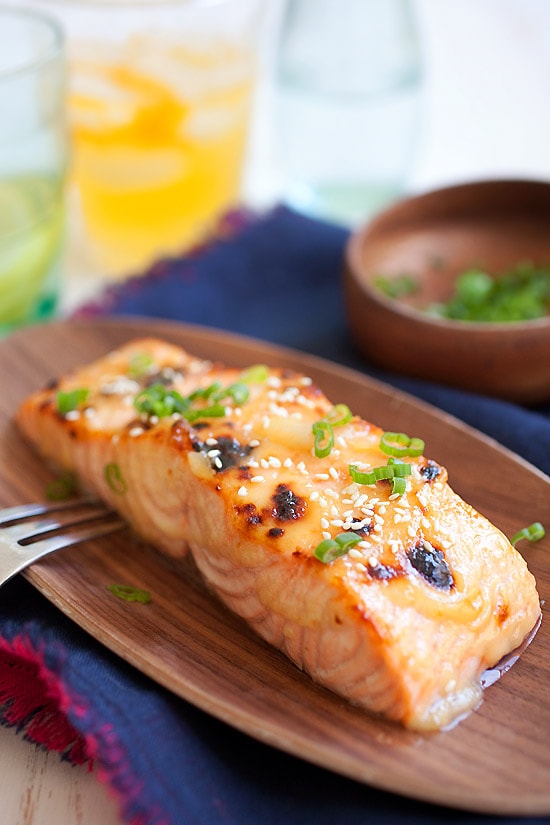 Quick and easy Japanese miso-glazed broiled salmon.