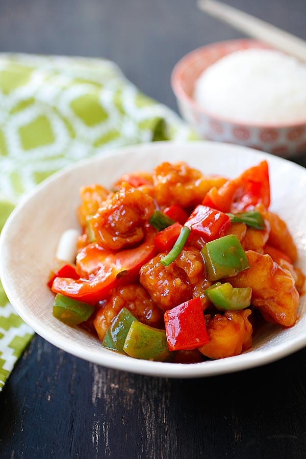 Sweet and sour chicken recipe with sweet and sour sauce, without pineapple.