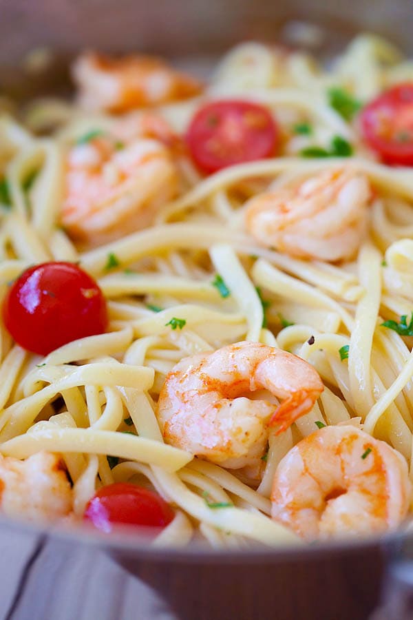 Shrimp Scampi Liguine (with Wine!) - Rasa Malaysia