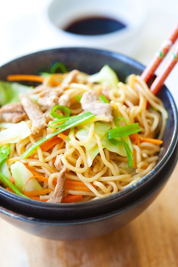 Yakisoba (Japanese Fried Noodles) - Rasa Malaysia