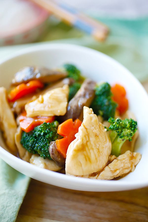 Hoisin stir fry sauce with vegetable and chicken.