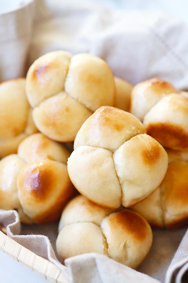 Honey Butter Cloverleaf mini Rolls served in a basket.