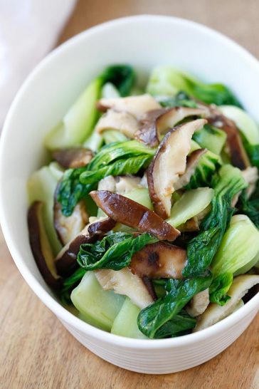 Garlic Mushroom Bok Choy (Best Stir Fry Recipe!) - Rasa Malaysia