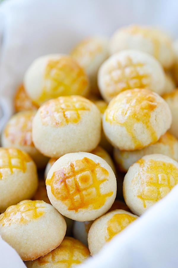 Easy homemade Chinese pineapple cookies or pineapple tarts ready to serve.