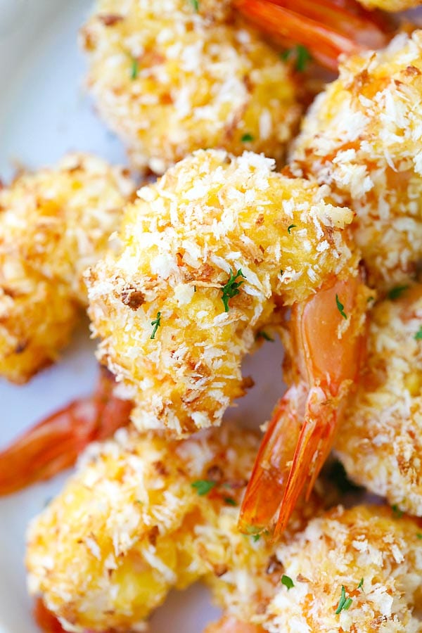 Healthy homemade baked crispy shrimp with coconut.