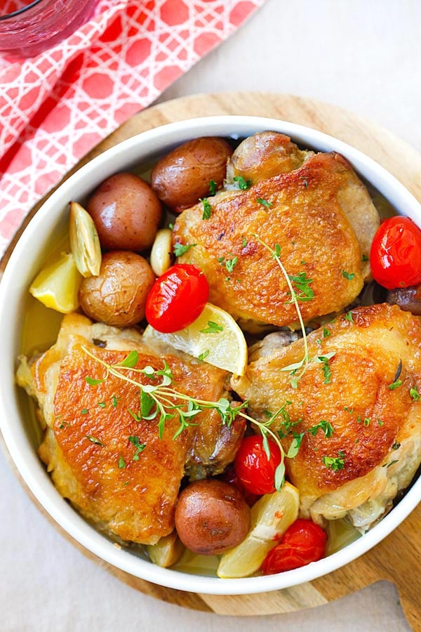 One pot homemade healthy Lemon-Garlic Chicken and Potatoes.