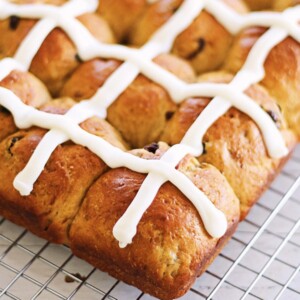 hot cross buns