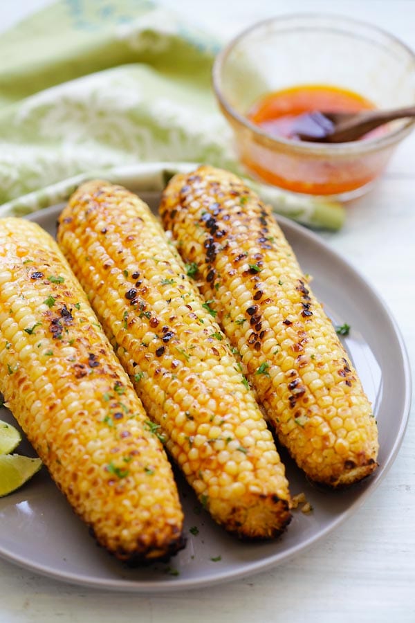 Honey Sriracha Butter Grilled Corn | Easy Delicious Recipes