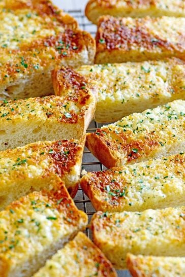 Parmesan Garlic Bread - Rasa Malaysia