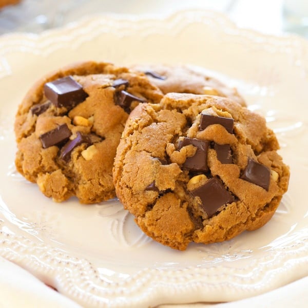 Dark chocolate peanut butter cookies