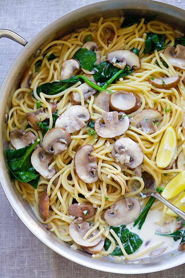 Creamy Mushroom Pasta recipe in one pot, ready to serve.