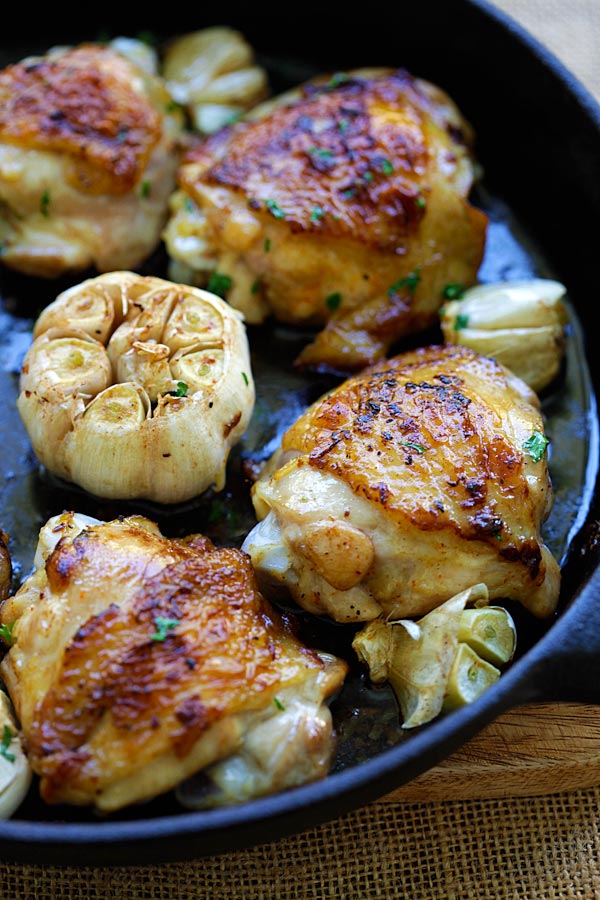 Garlic Chicken in a skillet, ready to serve.