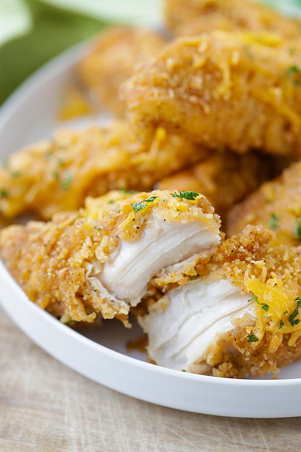 Baked Garlic Cheddar Chicken Strips | Easy Delicious Recipes