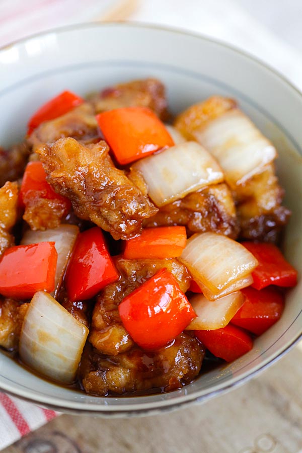 Healthy and easy Panda Express Beijing Beef in a bowl, make it yourself at home today.
