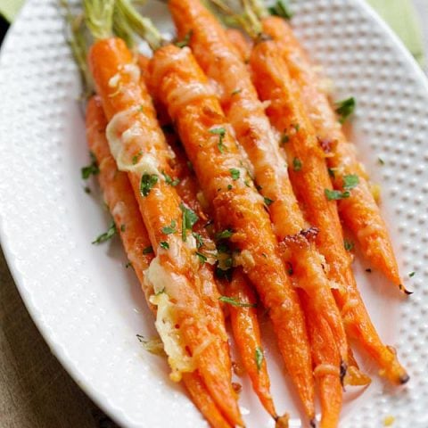 Garlic Parmesan Roasted Carrot
