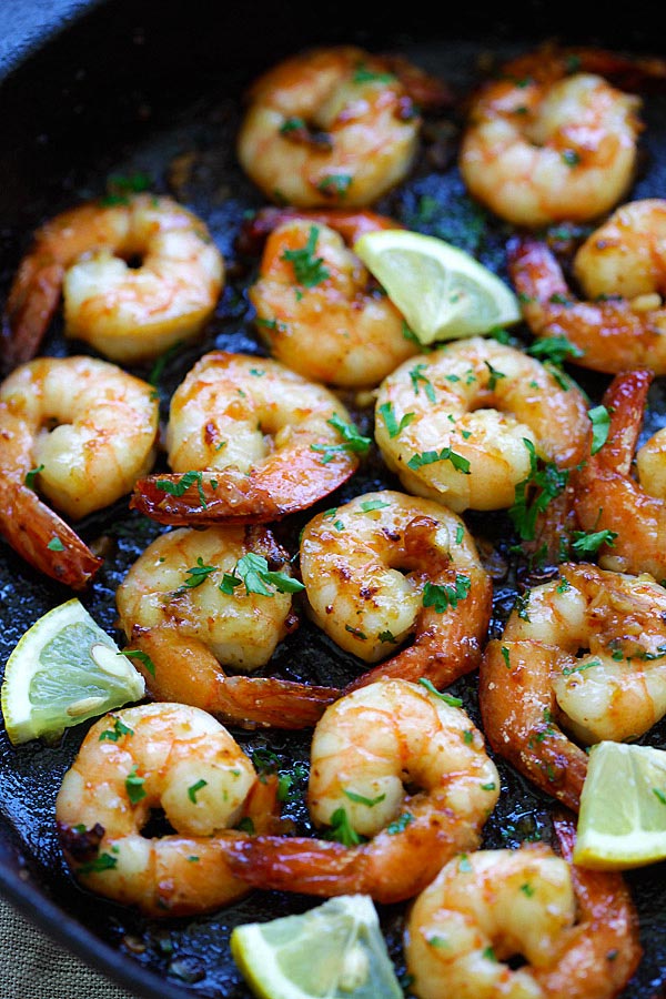 Easy and quick honey garlic shrimp cooked in skillet.