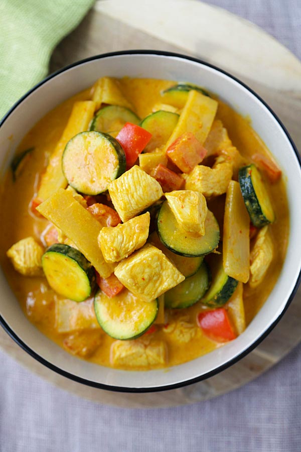 Yellow Curry (in Creamy Curry Sauce) - Rasa Malaysia