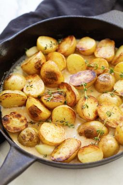 Creamy Garlic Thyme Potatoes - Rasa Malaysia