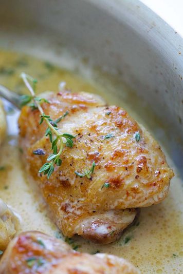 Creamy Garlic Thyme Chicken - Rasa Malaysia