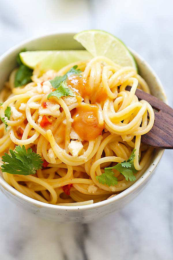 Quick and easy Thai noodles with a creamy and spicy Thai peanut sauce.