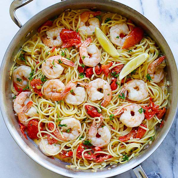 Angel Hair Pasta W/Garlic & Sun-Dried Tomatoes Recipe 