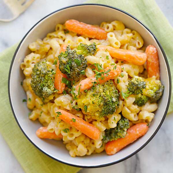 mac and cheese with broccoli