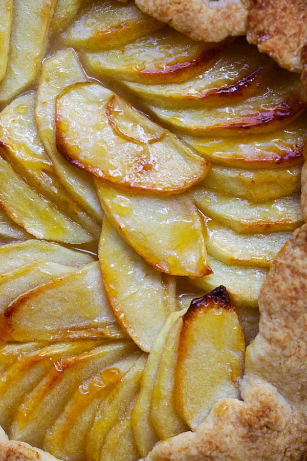 The best and easiest apple tart recipe made with buttery flaky crust and sweet apple filling.