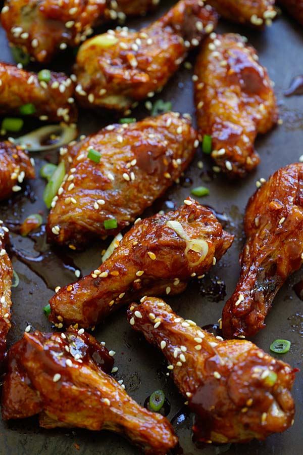 Easy tasty baked Korean chicken wings with sweet and savory Korean red pepper sauce.