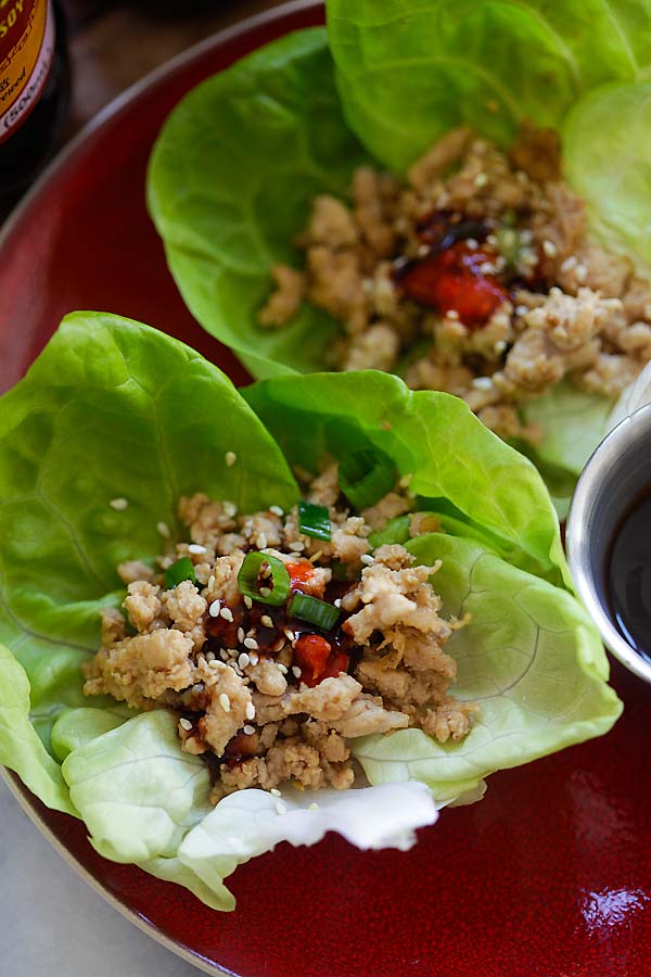 Turkey lettuce wraps recipe with ground turkey with a Hoisin-Sriracha dipping sauce.