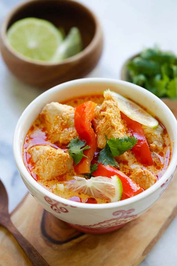 Creamy Thai Coconut Chicken Soup (Instant Pot) - Rasa Malaysia