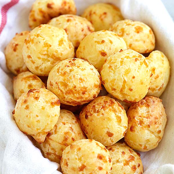 Brazilian Cheese Puffs