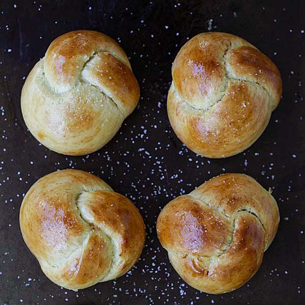 Challah bread