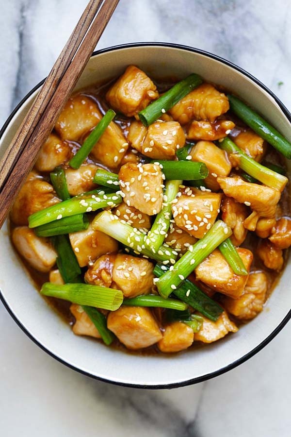 Easy homemade Chinese chicken stir-fry with scallions and brown sauce.